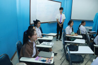 รองคณบดีศึกษาศาสตร์ มช. ตรวจเยี่ยมสนามสอบสัมภาษณ์ TCAS 1 พร้อมส่งกำลังใจผู้สมัครและทีมงาน