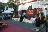 นักศึกษาสาขาวิชาศิลปศึกษา จัดงาน Art Shuuu ครั้งที่ 8 ตอน Artist in Wonderland