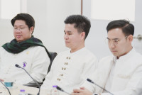 ต้อนรับ อาจารย์ Roh Jaehun