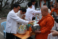 คณะศึกษาศาสตร์ มช. จัดพิธีทำบุญตักบาตรเนื่องในงานกิจกรรมรำลึกพระคุณครู ประจำปี 2569