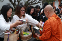 คณะศึกษาศาสตร์ มช. จัดพิธีทำบุญตักบาตรเนื่องในงานกิจกรรมรำลึกพระคุณครู ประจำปี 2569