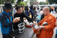 คณะศึกษาศาสตร์ มช. จัดพิธีทำบุญตักบาตรเนื่องในงานกิจกรรมรำลึกพระคุณครู ประจำปี 2569