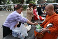 คณะศึกษาศาสตร์ มช. จัดพิธีทำบุญตักบาตรเนื่องในงานกิจกรรมรำลึกพระคุณครู ประจำปี 2569