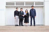 อาจารย์รับปริญญา 60