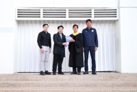 อาจารย์รับปริญญา 60