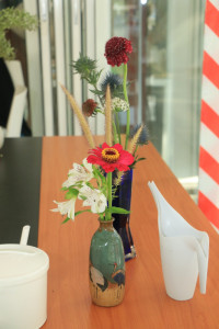 คณะศึกษาศาสตร์ มช. ชวนนักศึกษาฝึกใจให้อยู่กับปัจจุบัน ผ่านวิถีแห่งความงาม {Kohrinka} ศิลปะการจัดดอกไม้แบบญี่ปุ่น