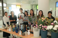 คณะศึกษาศาสตร์ มช. ชวนนักศึกษาฝึกใจให้อยู่กับปัจจุบัน ผ่านวิถีแห่งความงาม {Kohrinka} ศิลปะการจัดดอกไม้แบบญี่ปุ่น