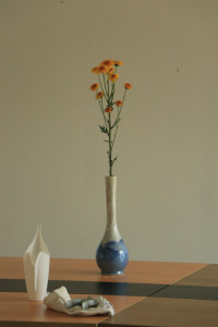 คณะศึกษาศาสตร์ มช. ชวนนักศึกษาฝึกใจให้อยู่กับปัจจุบัน ผ่านวิถีแห่งความงาม {Kohrinka} ศิลปะการจัดดอกไม้แบบญี่ปุ่น