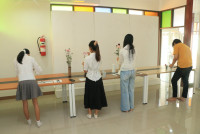 คณะศึกษาศาสตร์ มช. ชวนนักศึกษาฝึกใจให้อยู่กับปัจจุบัน ผ่านวิถีแห่งความงาม {Kohrinka} ศิลปะการจัดดอกไม้แบบญี่ปุ่น