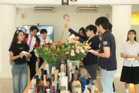 คณะศึกษาศาสตร์ มช. ชวนนักศึกษาฝึกใจให้อยู่กับปัจจุบัน ผ่านวิถีแห่งความงาม {Kohrinka} ศิลปะการจัดดอกไม้แบบญี่ปุ่น