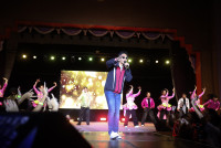 งานลูกทุ่ง 56 ม่านทองละอองราตรี