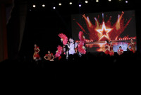 งานลูกทุ่ง 56 ม่านทองละอองราตรี