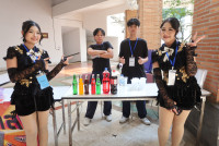 งานลูกทุ่ง 56 ม่านทองละอองราตรี