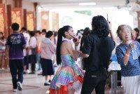 งานลูกทุ่ง 56 ม่านทองละอองราตรี