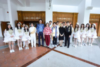 งานลูกทุ่ง 56 ม่านทองละอองราตรี