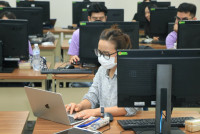 คณะศึกษาศาสตร์ มช. จัดอบรม การประยุกต์ใช้ CANVA และ AI เพื่อการสื่อสารงานวิจัยอย่างมืออาชีพ ให้นักศึกษานักศึกษา ป.โท-เอก