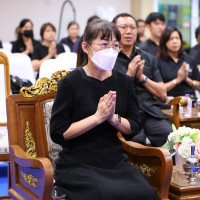 บำเพ็ญกุศลศพ คุณพ่ออิ่นคำ