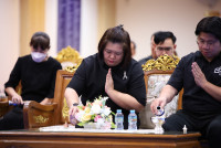 บำเพ็ญกุศลศพ คุณพ่ออิ่นคำ