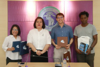 คณบดีคณะศึกษาศาสตร์ มช. ให้โอวาทกับนักศึกษา ป.เอก ที่ได้รับทุนแลกเปลี่ยน Erasmus+ Short-term Doctoral Mobility Scholarship ณ ประเทศฮังการี