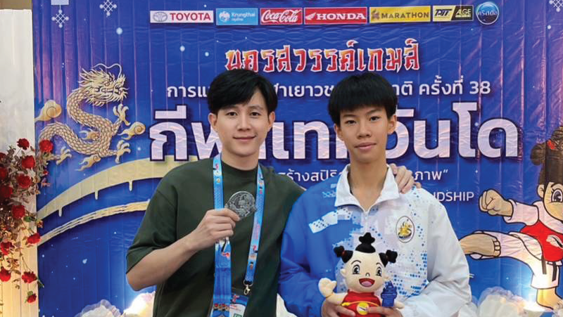 ขอแสดงความยินดีกับ เด็กชายธนวัฒน์ สมนา ชั้นมัธยมศึกษาปีที่ 1/2