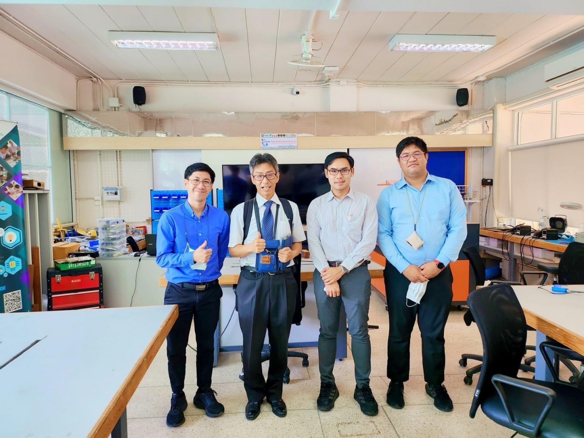 โรงเรียนมหาวิทยาลัยเชียงใหม่ ตอนรับอาจารย์ Takihiro Torimitsu อาจารย์ฟิสิกส์ จาก Shizuoka High School ในโอกาสขอเยี่ยมชมและร่วมแลกเปลี่ยนด้านการจัดการเรียนการสอน STEM และ STEAM