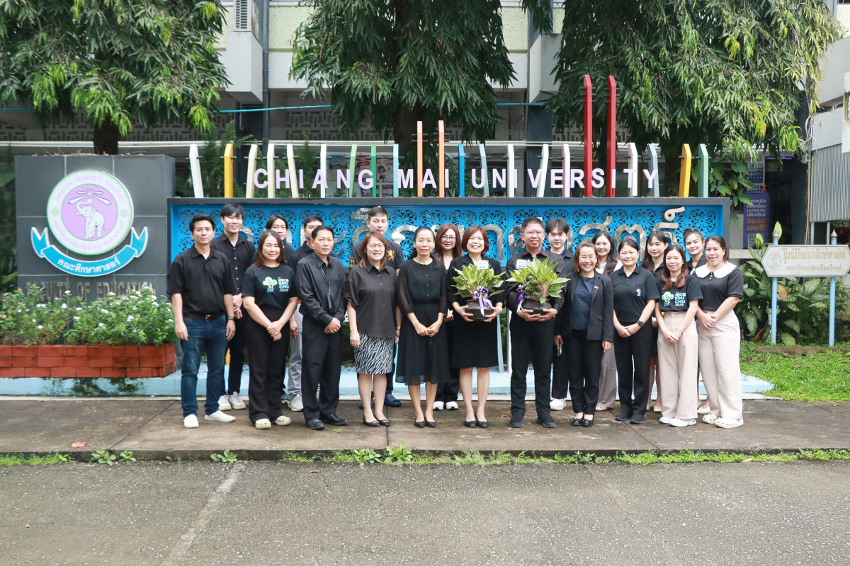 ผู้บริหารคณะศึกษาศาสตร์ แสดงความยินดีแก่ผู้บริหารและคณาจารย์ในโอกาสดำรงตำแหน่งทางวิชาการที่สูงขึ้น ในการประชุมคณะกรรมการบริหารประจำคณะ ครั้งที่ 11/2568