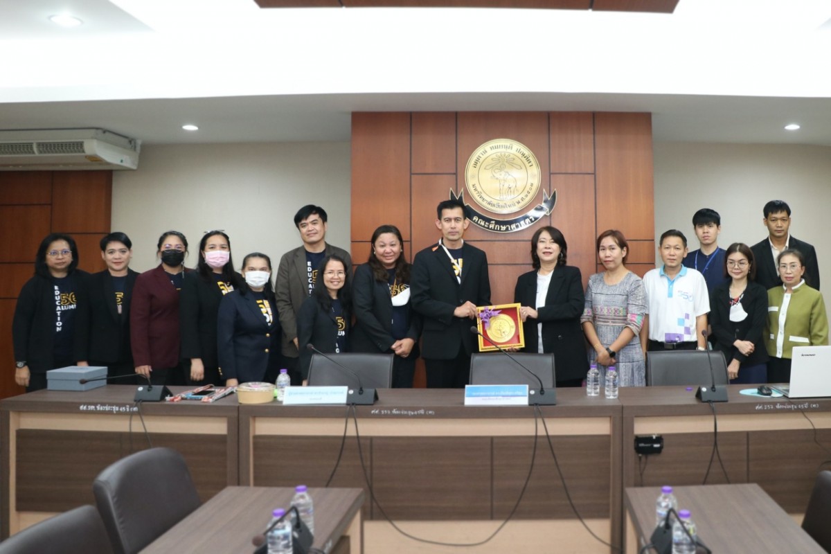 คณะศึกษาศาสตร์ มช. ให้การต้อนรับ ผู้บริหาร อาจารย์ และเจ้าหน้าที่ คณะศึกษาศาสตร์ มหาวิทยาลัยนเรศวร เข้าศึกษาดูงาน