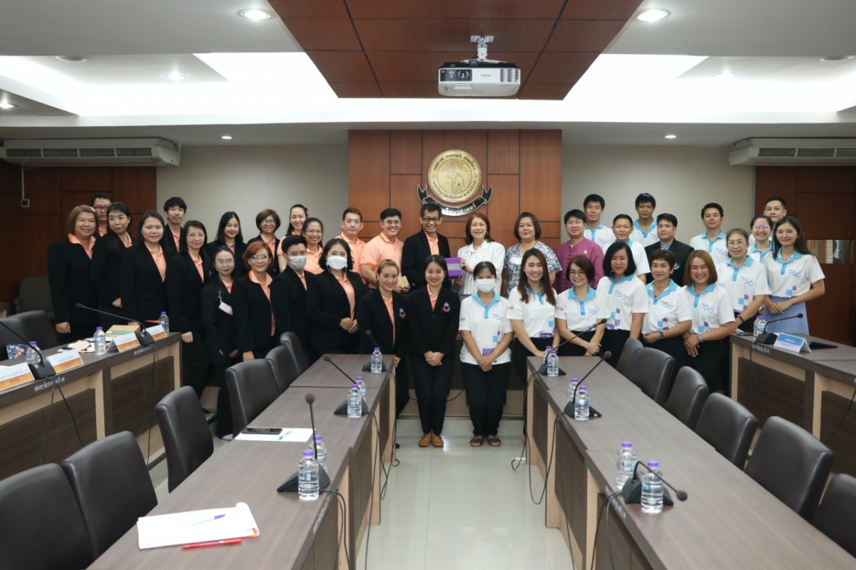 คณะศึกษาศาสตร์ มช. ให้การต้อนรับผู้บริหารและบุคลากรสายสนับสนุน คณะศิลปศาสตร์ มหาวิทยาลัยพะเยา เข้าศึกษาดูงานด้าน EdPEx