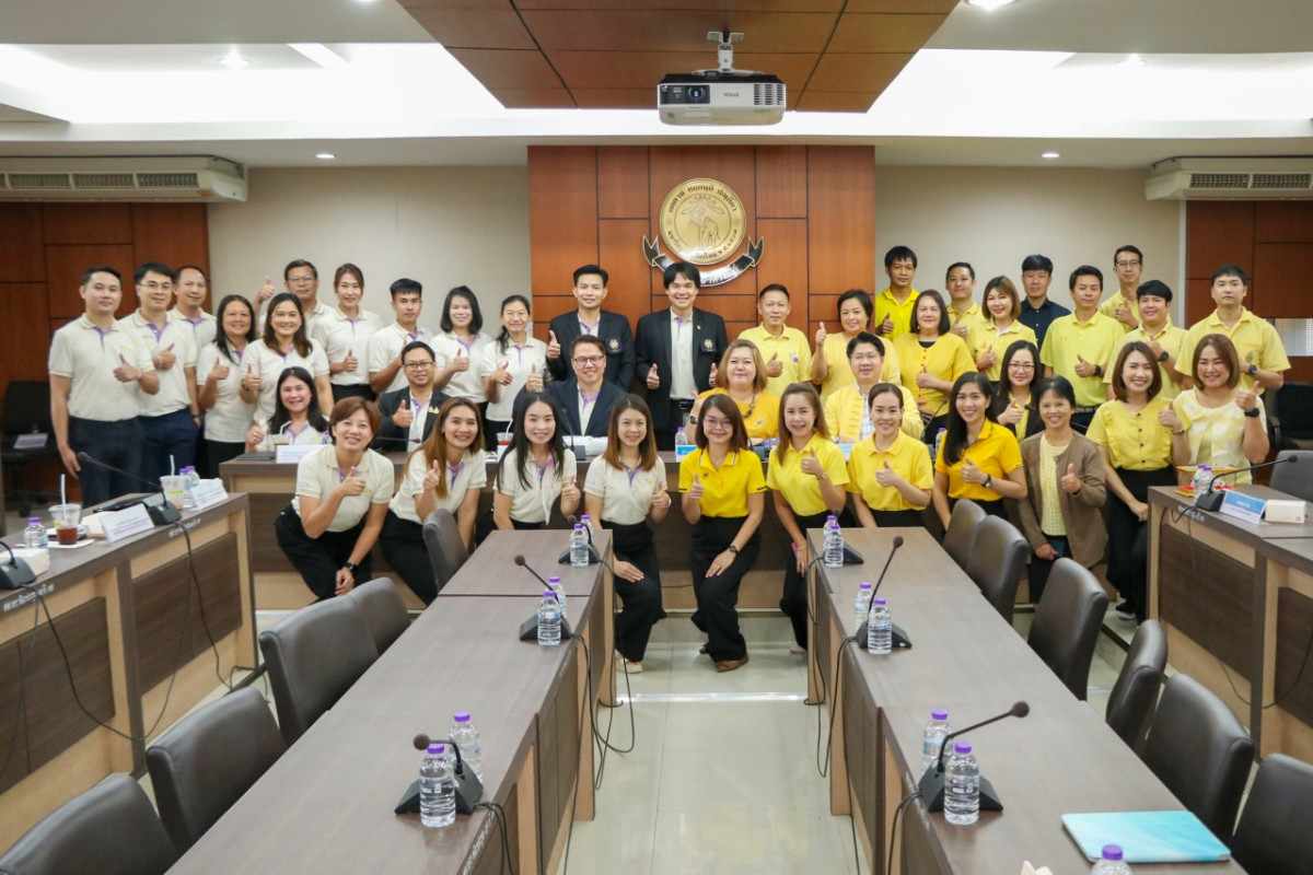 คณะศึกษาศาสตร์ มช. ให้การต้อนรับผู้บริหารและบุคลากรสถาบันนวัตกรรมการเรียนรู้​ มหาวิทยาลัยพะเยา เข้าศึกษาดูงาน ด้านการพัฒนาองค์กรตามเกณฑ์การดำเนินการที่เป็นเลิศ (EdPEx)