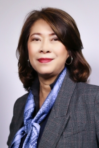 รศ.ดร.เกียรติสุดา ศรีสุข     