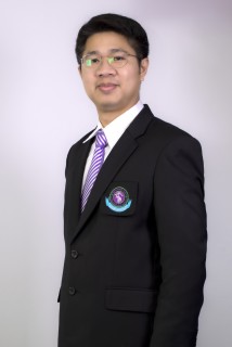 รองศาสตราจารย์ ดร.สมเกียรติ อินทสิงห์ 