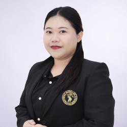 อาจารย์ปริชญา สัญญายอง